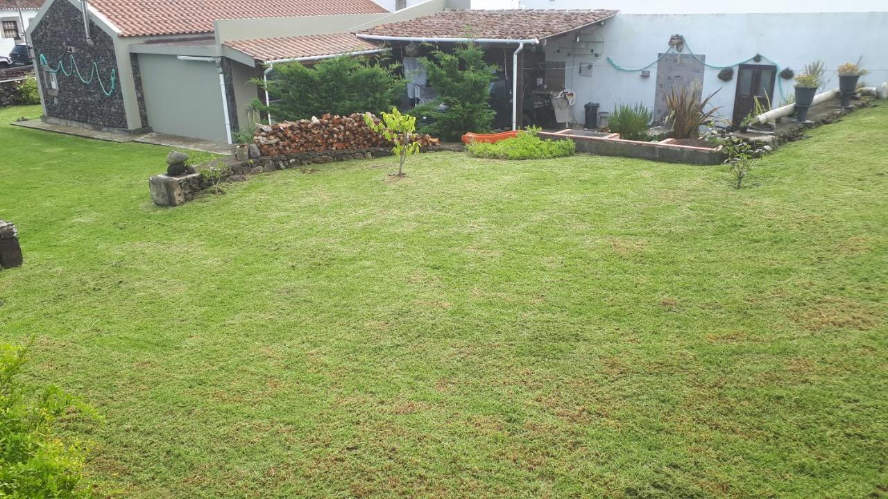 Villa De Baixo Da Ponte Biscoitos  Exterior foto